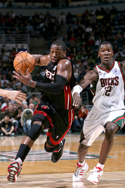 在中国效力 在中国效力