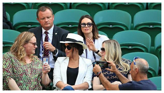 的特质符合 的特质符合