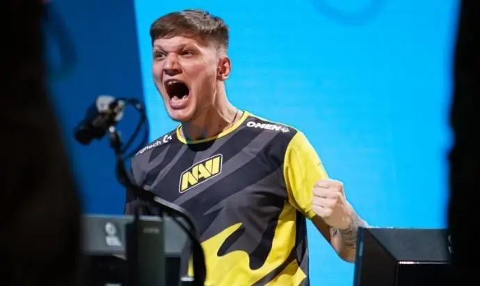 胡的局里稳 胡的局里稳