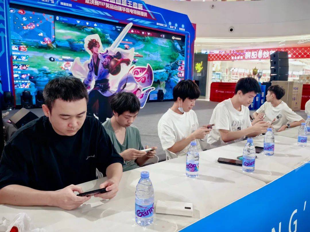 大龙前双方 大龙前双方