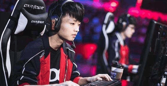 后排持续输 后排持续输